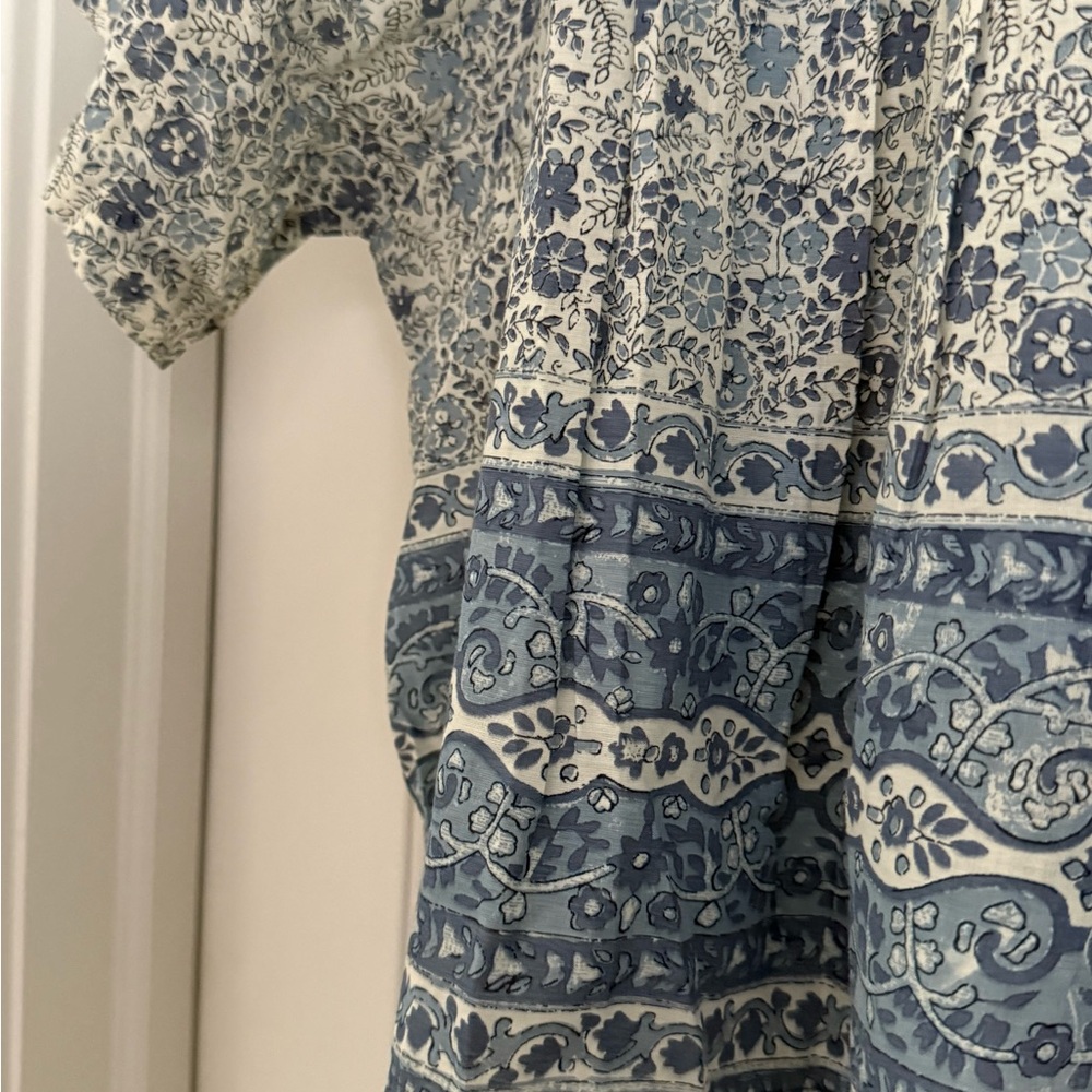 Pink Chicken Floral Blue and White Women's Top - Picture 2 of 3